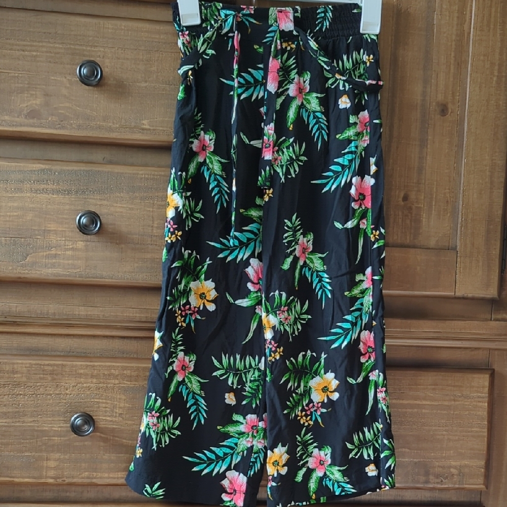 Art Class Black Floral Kids Casual Bottoms